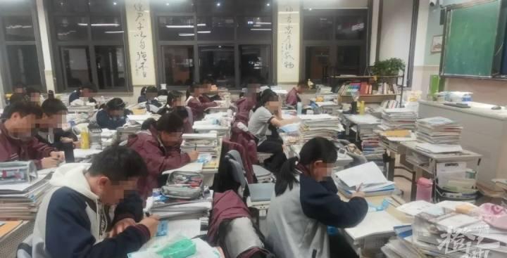 悲剧！湖南衡阳衡南二中一名高二男生，在 5 月 10 日晚间 10 点结束晚自习