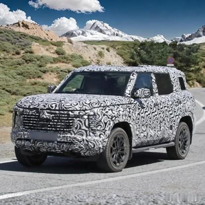 “山猫”复活，全新帕杰罗谍照曝光，方盒子造型预计2026回归测试车都上路了，三菱