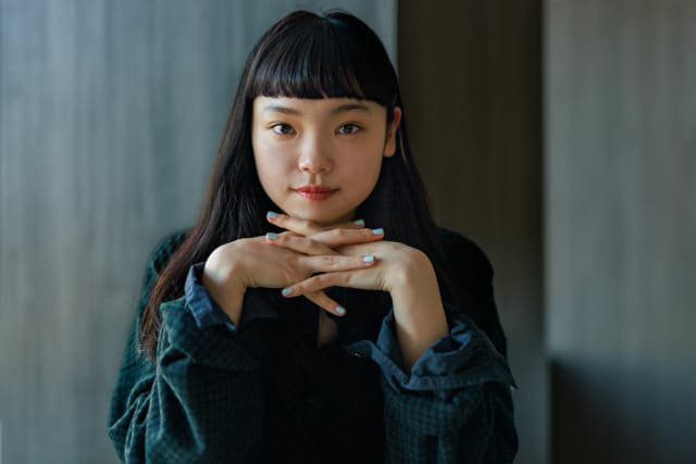 日娱新闻古川琴音 古川琴音 杂志《FRaU》采访美图。 