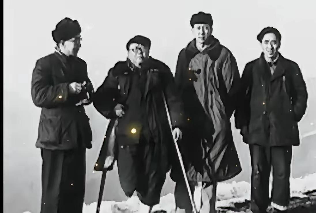 1948年，潘光旦拒绝好友梅贻琦的邀请，坚持留在国内。1966年，年近60的他，