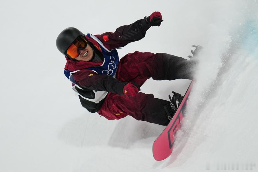 单板滑雪U型场地王梓阳以76.00分排名第九，这有可能是他在世界大赛中最后一次出