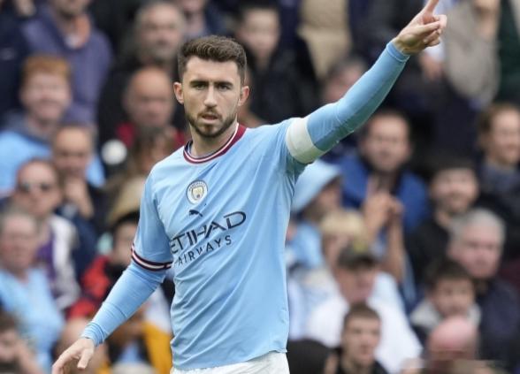 据沙特媒体《好体育》报道称，利雅得胜利拖欠拉波尔特的转会费没有付给曼城，被举报禁