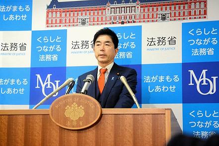 高市早苗访印的热度还没散，日本前法务大臣突然翻脸：印度这次，真把日本坑得不轻！