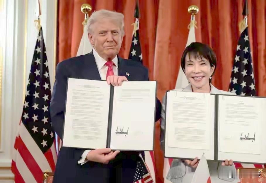 12月6日，辽宁舰编队在宫古海峡以东公海正常训练，提前划设了演训区，结果日本F-