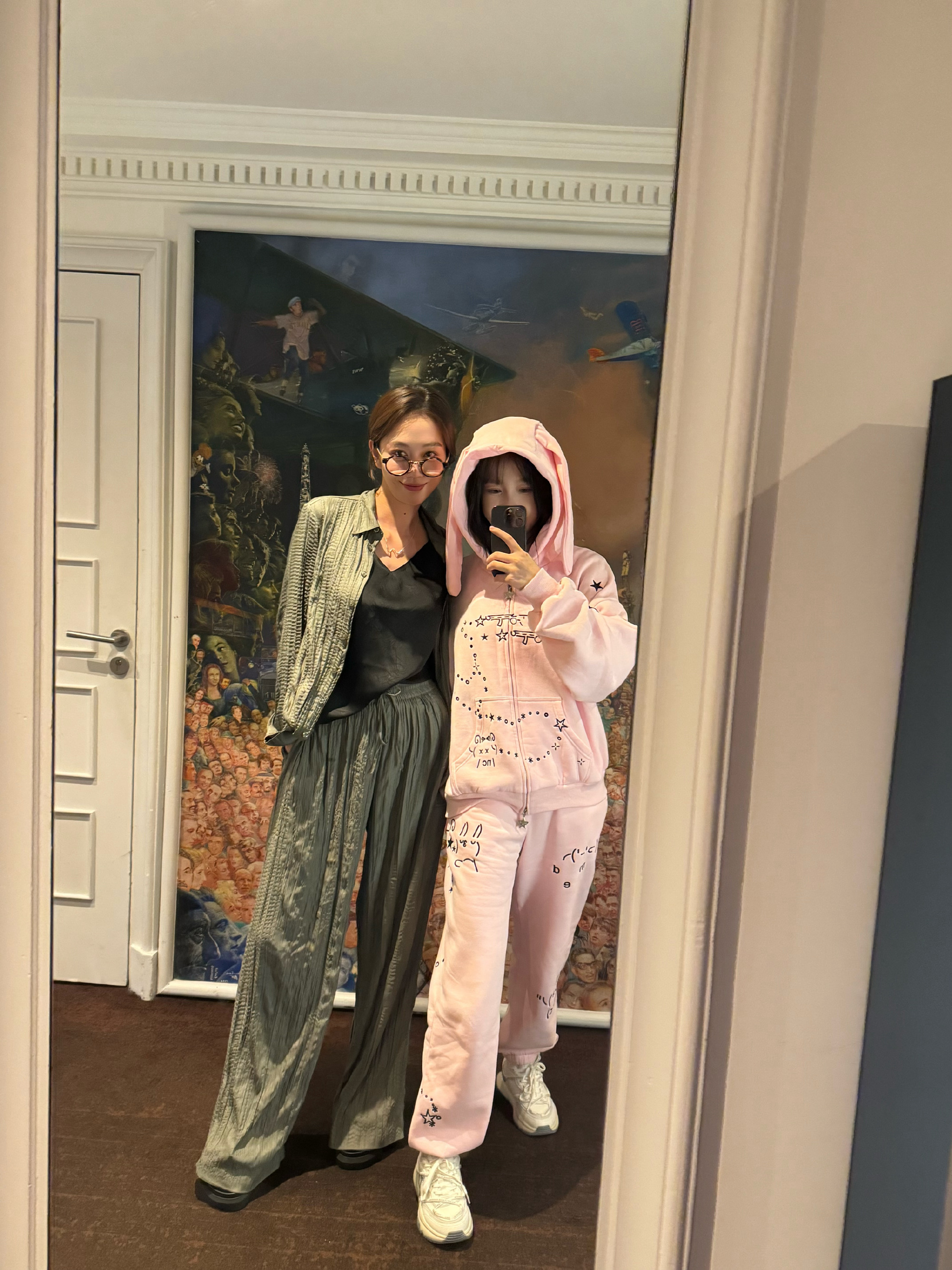 姜妍&虞书欣中餐厅 ​​​