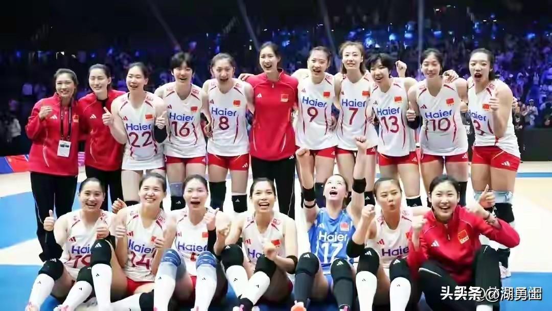 逢敌必“亮剑”——中国女排！

       3-2，平均年龄23岁、处于新老交