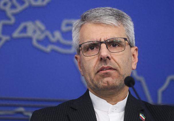 说出来你可能不信，特朗普又在国际上闹笑话了，刚在镜头前吹完自己搞定了伊朗，转头就