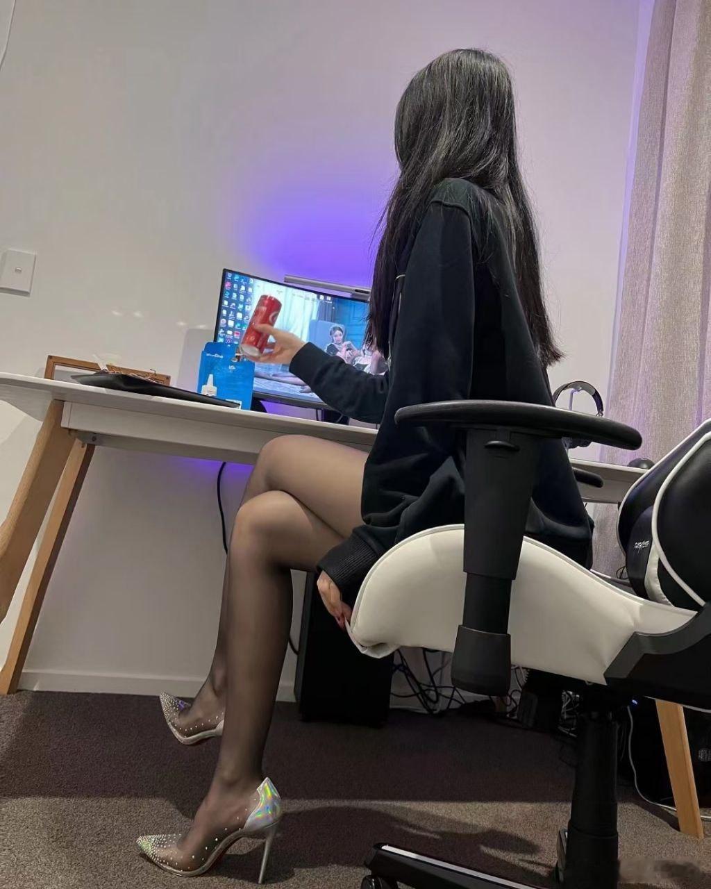 也不会打游戏呀 ​​​