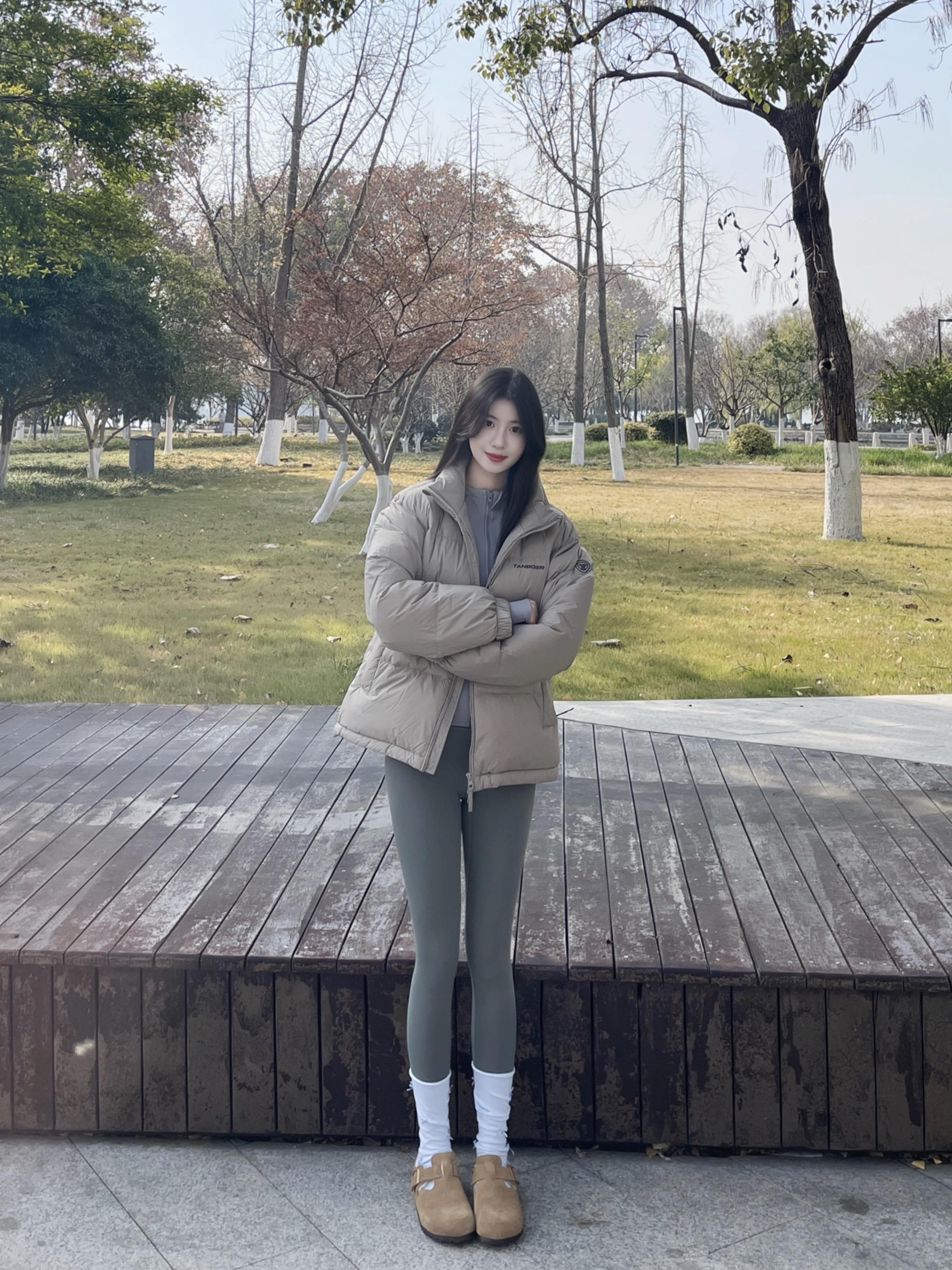 泡芙羽绒服☁️小漂亮女生每日穿搭