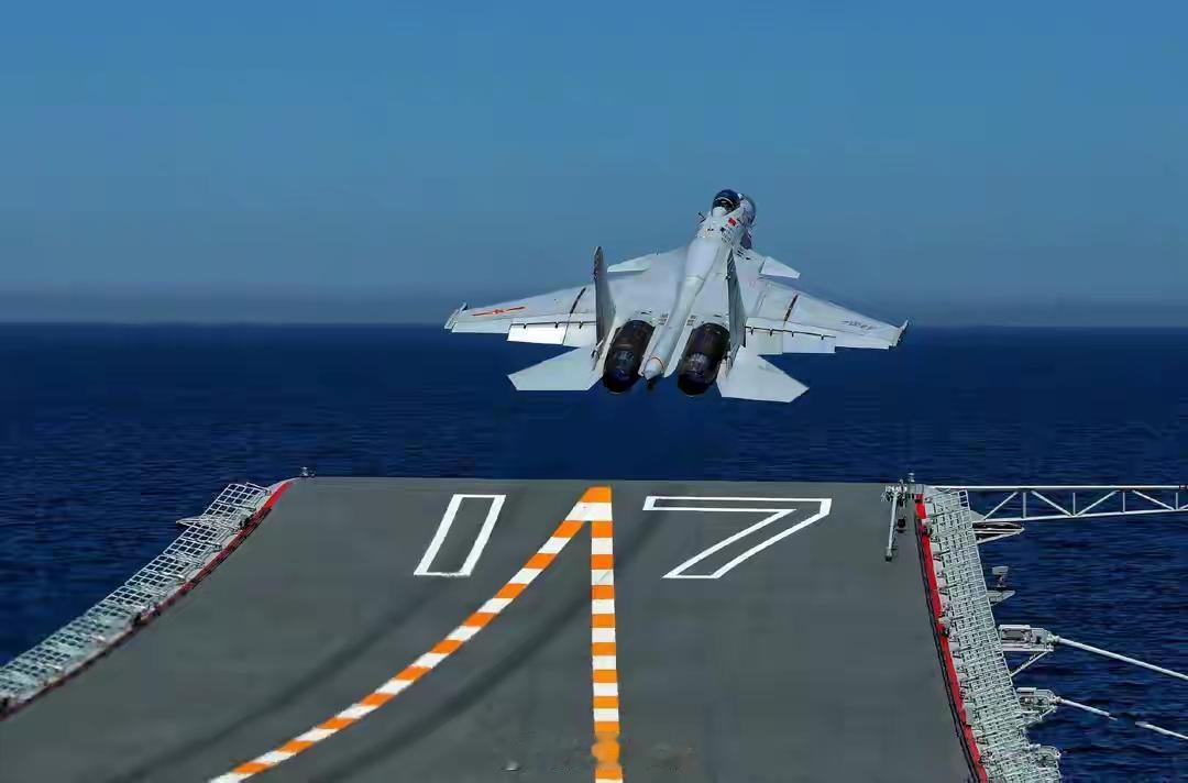 2025年11月22日，迎来了歼-15舰载机成功起降辽宁舰13周年的重要纪念日。