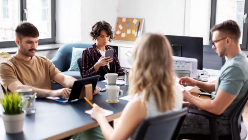 德国继续专注于创新，2025年是德国初创企业创立的创纪录之年。全年共成立3,56