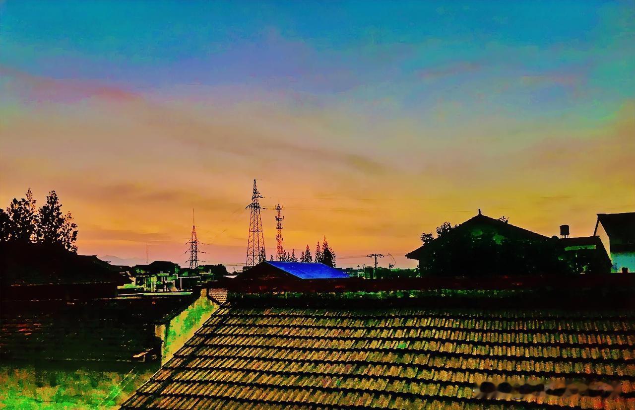 《朝霞（李林6月5日摄于汉中城固）》