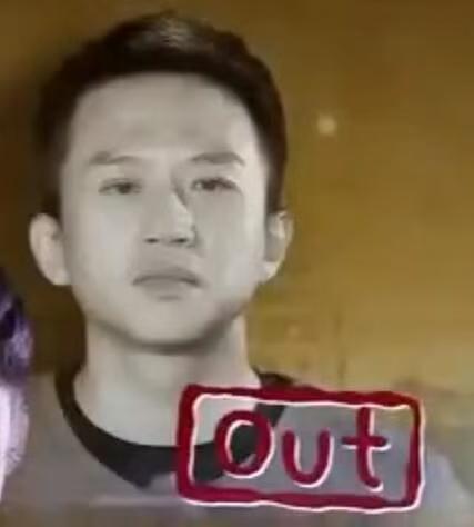 陈赫说邓超老撕后面很少撕前面邓超撕名牌后遗症哈哈哈哈哈 跑男刻进DNA的习惯改不