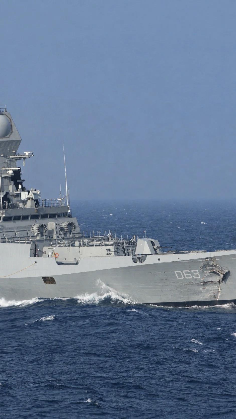 难怪印度对昨天印巴海军舰艇在阿拉伯海相撞大为恼火，对巴基斯坦提出强烈抗议。网上已