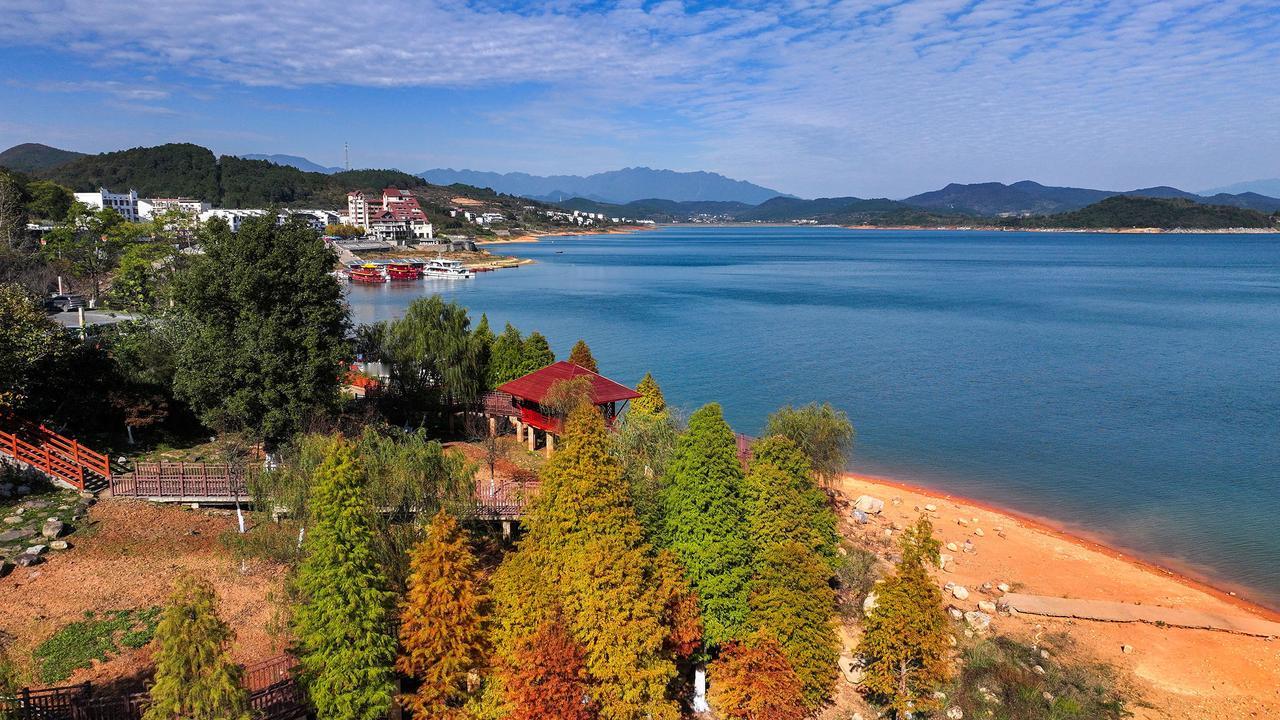 读《近思录》之2.84　

仲尼绝四，自始学至成德，竭两端之教也。意，有思也；必