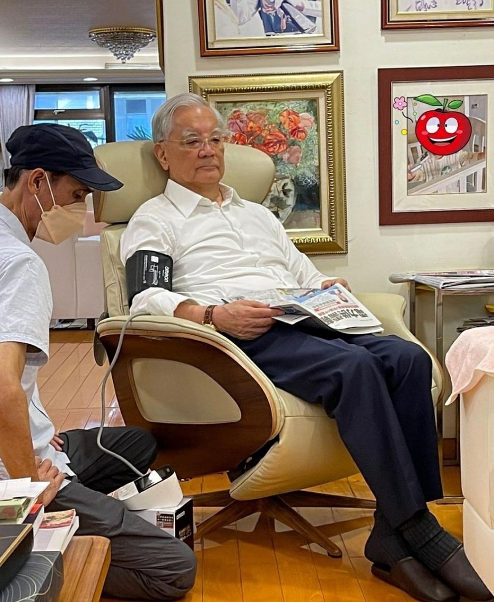 情有可原！马英九基金会风波中，蓝营大咖集体沉默。
 
此次马英九基金会争议发酵后
