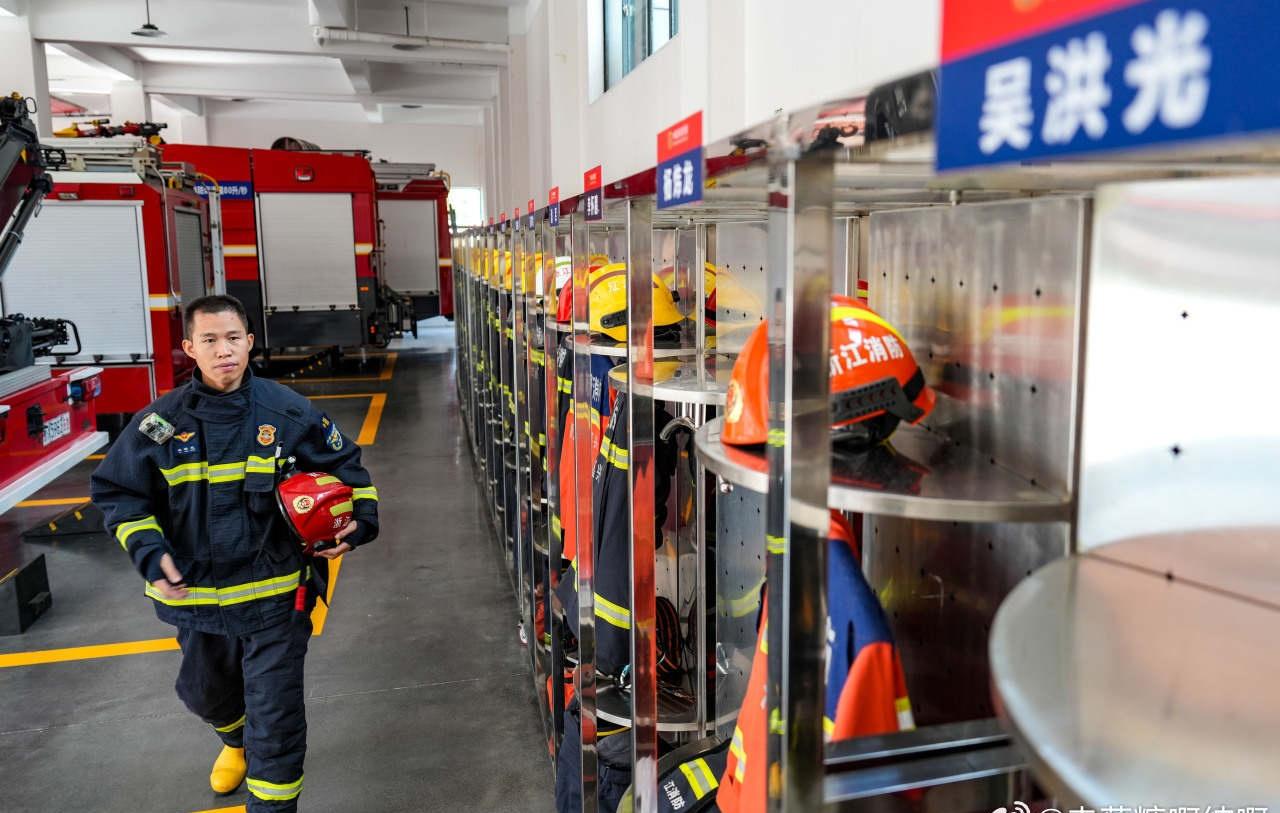 【嘉兴秀洲消防员参与应急救援4000余次】嘉兴秀洲消防老兵19载诠释烈火人生嘉兴