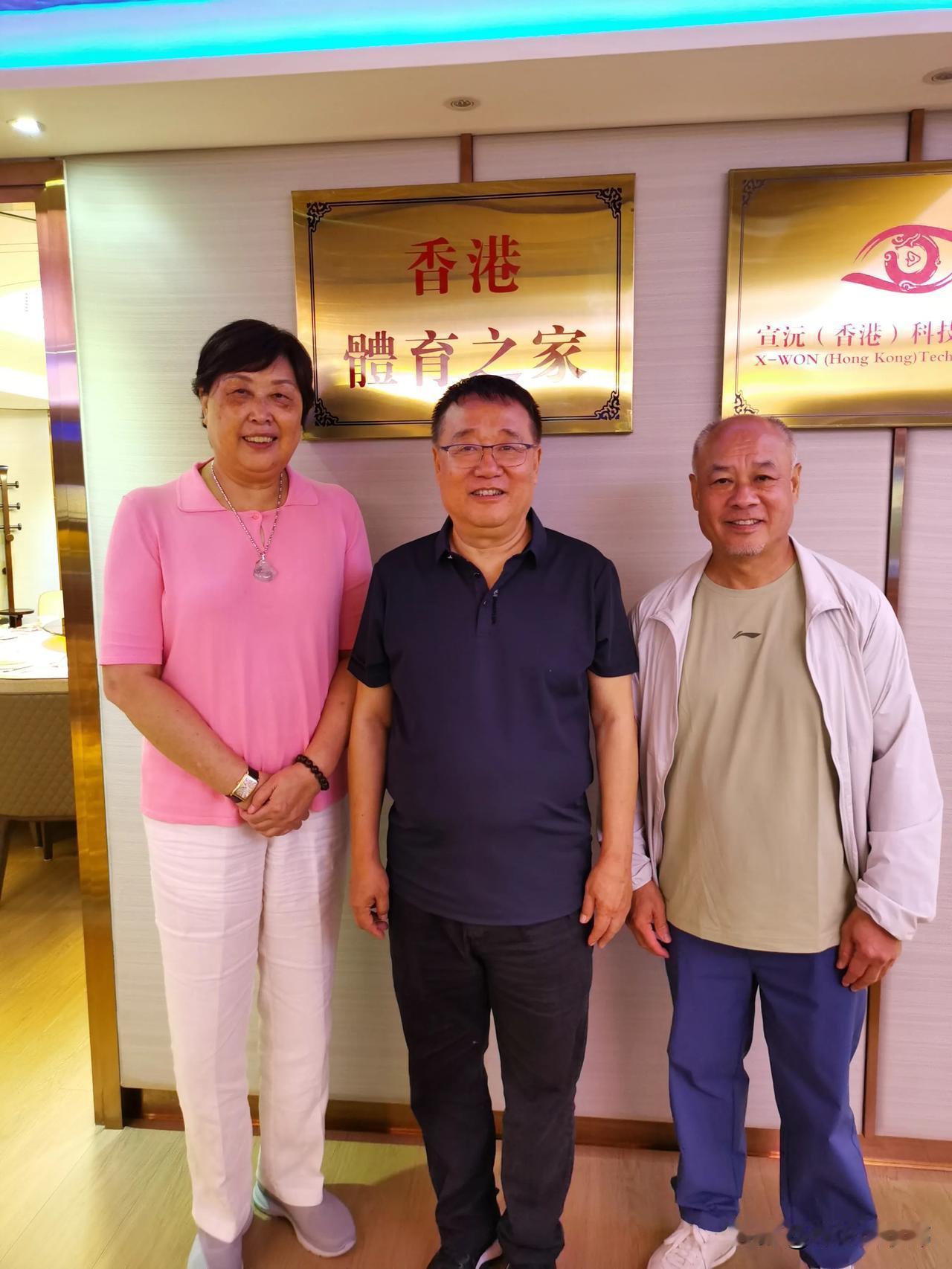 运动员的身高
运动项目不同，身高的要求不同。击剑运动员要求身高，这样胳膊长，可以