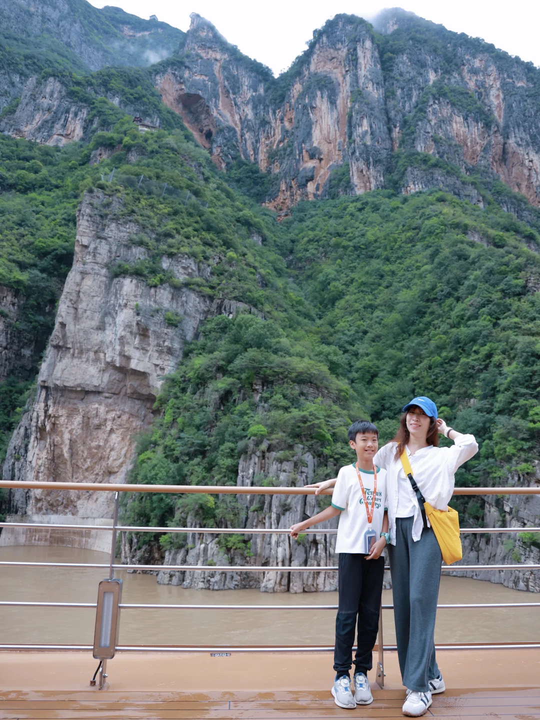 带娃跟着长江游轮赏三峡画卷｜那很local了