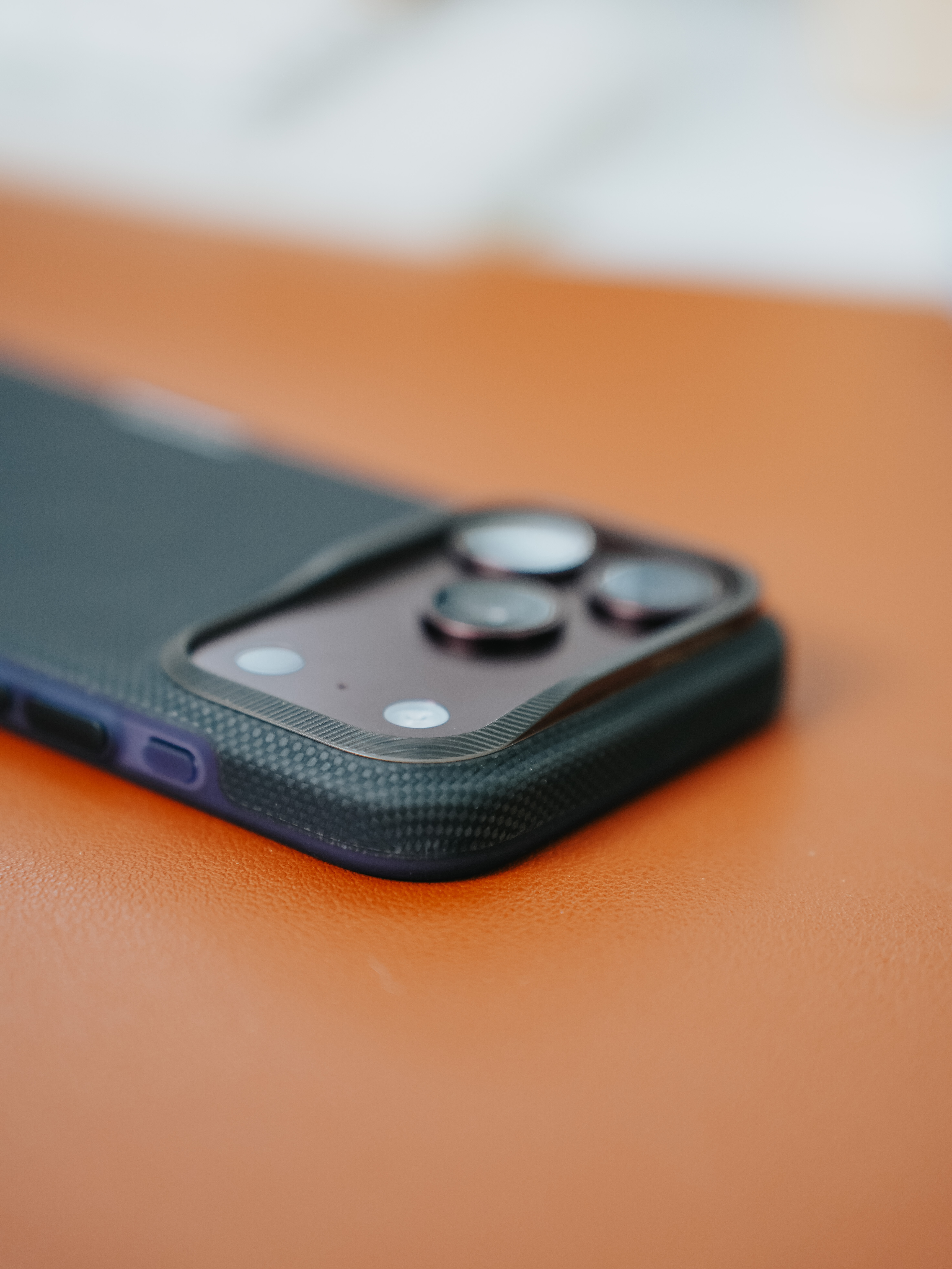 苹果CEO谈要不要每年换iPhone其实根据数据显示，iPhone持有一年和两年