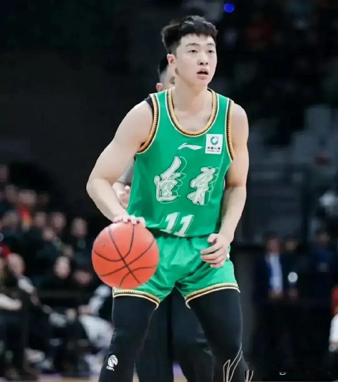 塞翁失马，焉知祸福！
辽宁男篮球员黄秋实和张峻豪被篮协禁赛三年并非就是坏事，尽管