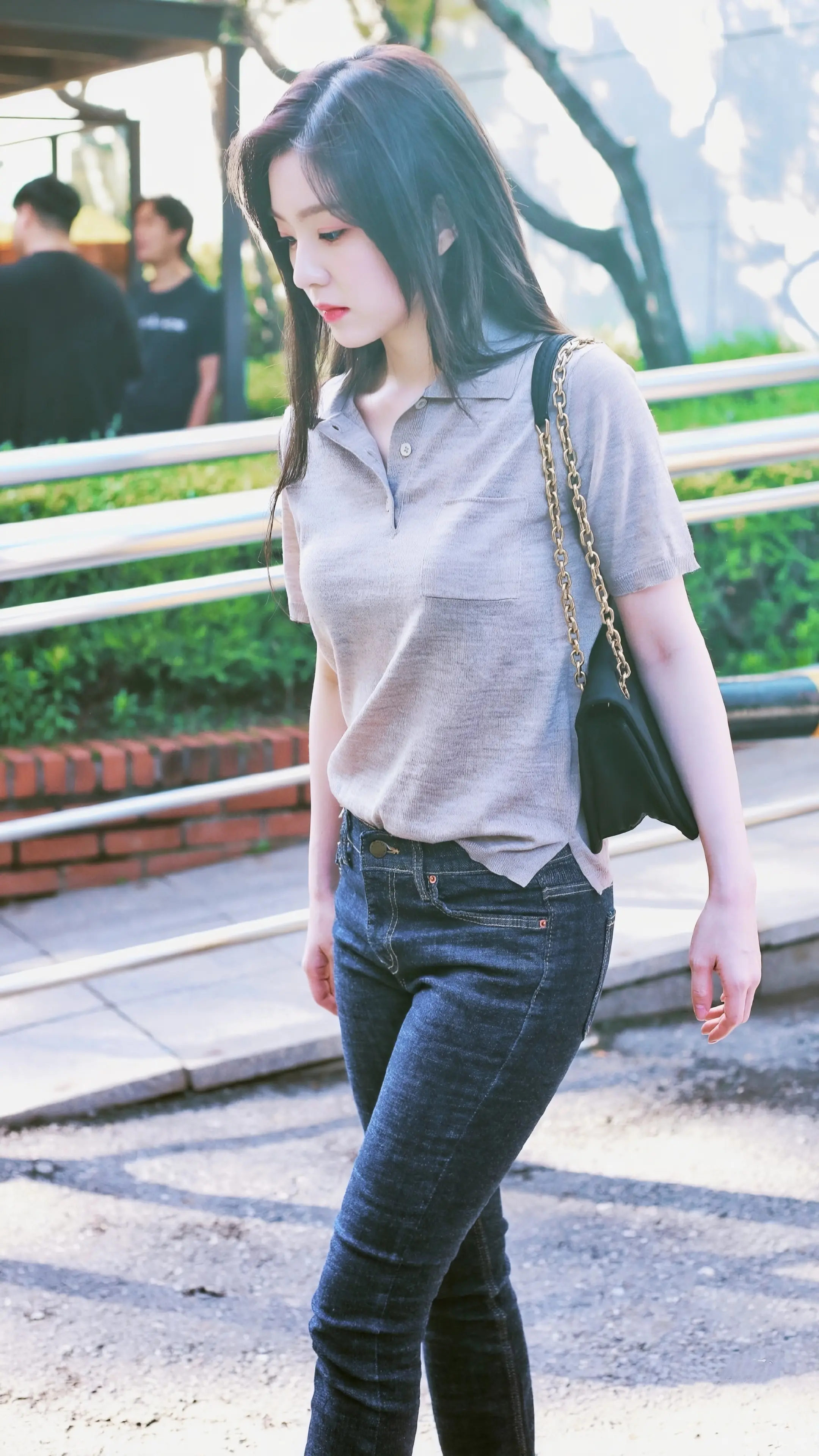 裴珠泫 随性穿搭 时尚街拍