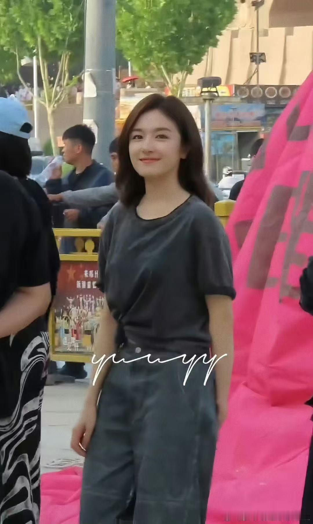 喀什古城官宣开机迷你剧喀什古城 李兰迪的演技我是服的，之前的角色都很有代入感，这
