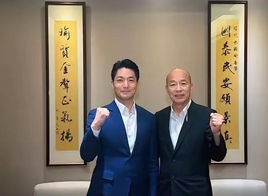 蒋万安拜会大佬，韩国瑜点头参加725上凯道反毒油

21日，蒋万安在台北持续展开