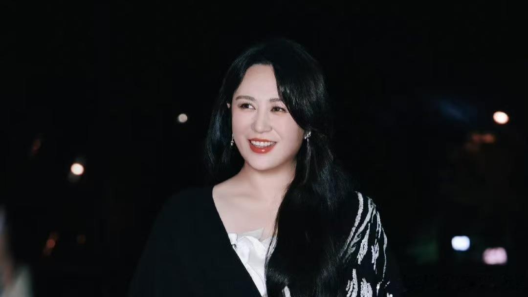 马丽我是看着你长大的 看着马丽从开心麻花的新人，变成能驾驭多种角色的实力派，从春