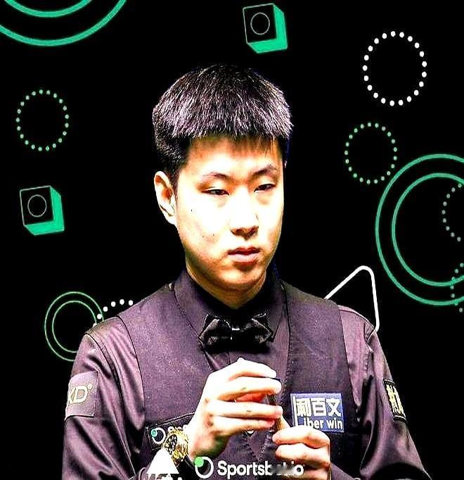 奥沙利文一句“只会顺风球”，差点给赵心童判了死刑。两年禁赛，职业生涯眼看要凉，谁