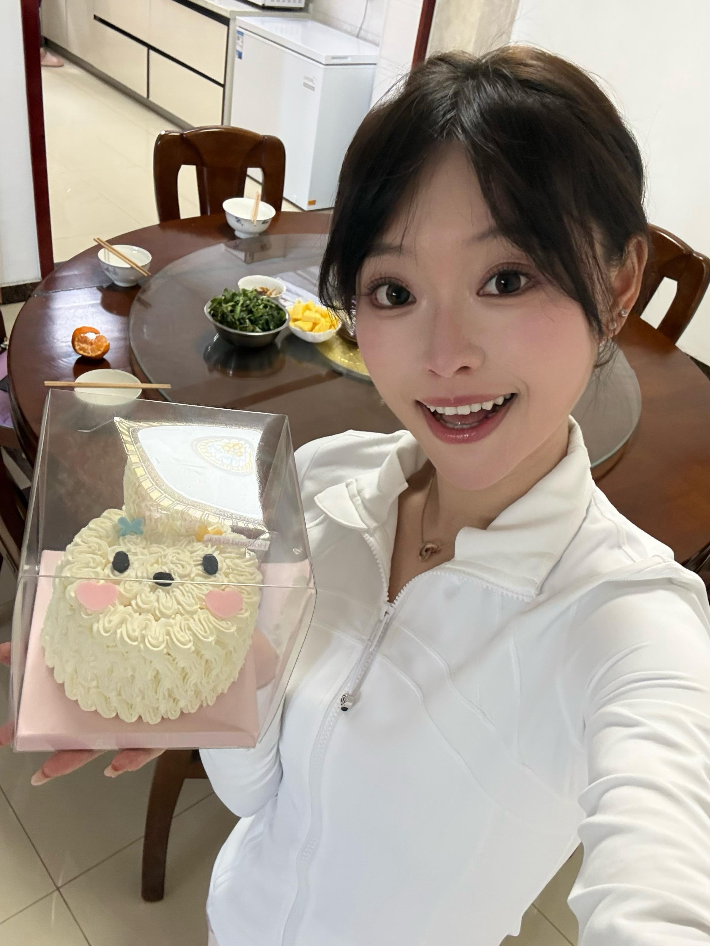 兔兔款也让俺吃上了虽然没有小熊款好吃