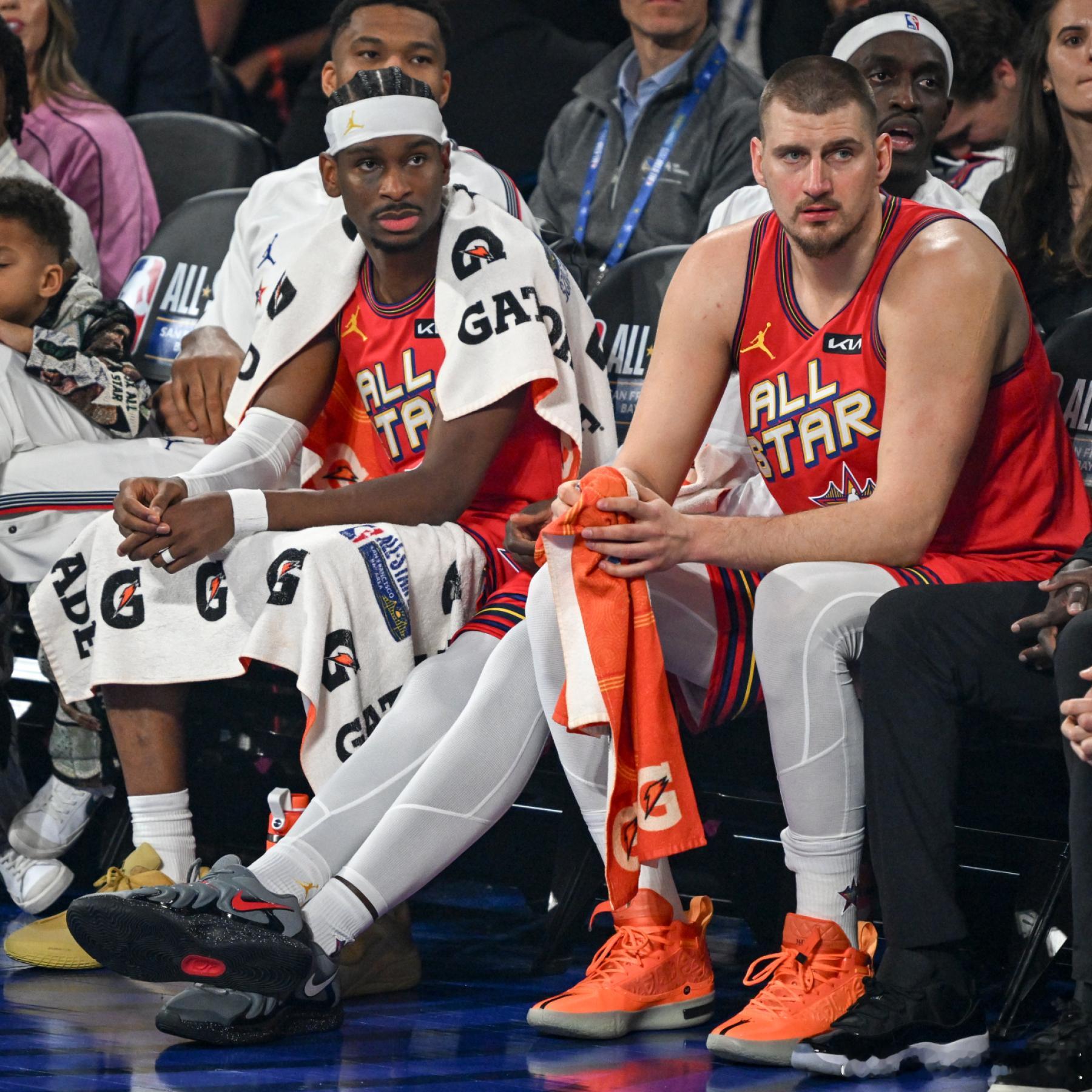 NBA官网评选的下赛季西部前十球员：1. 尼古拉-约基奇2. 谢伊-吉尔杰斯-亚