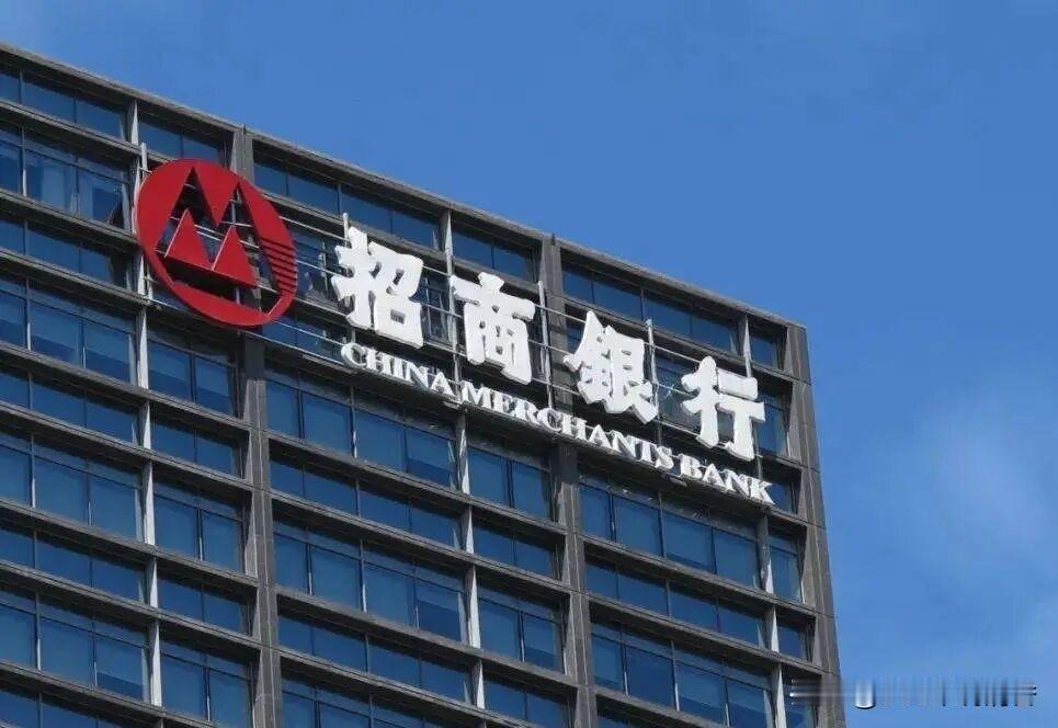 目前10大最吃香的铁饭碗:
1. 公务员
2. 中国烟草正式职工
3. 国家电网