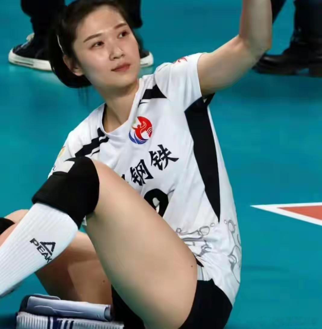 中国女排最美运动员王梦洁，你永远都是球场上最耀眼的明星 