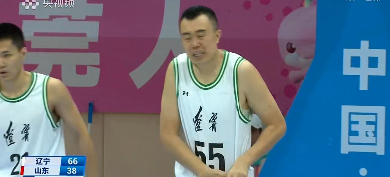 11月10日全运会男篮小组赛，辽宁队以88比61轻取山东队，这结果并不意外。辽宁