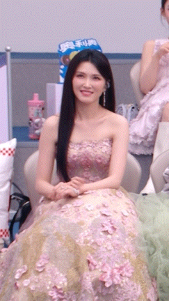 徐洁儿浪姐二公出场徐洁儿二公唱功徐洁儿《我会等》舞台用扎实vocal交出满分答卷