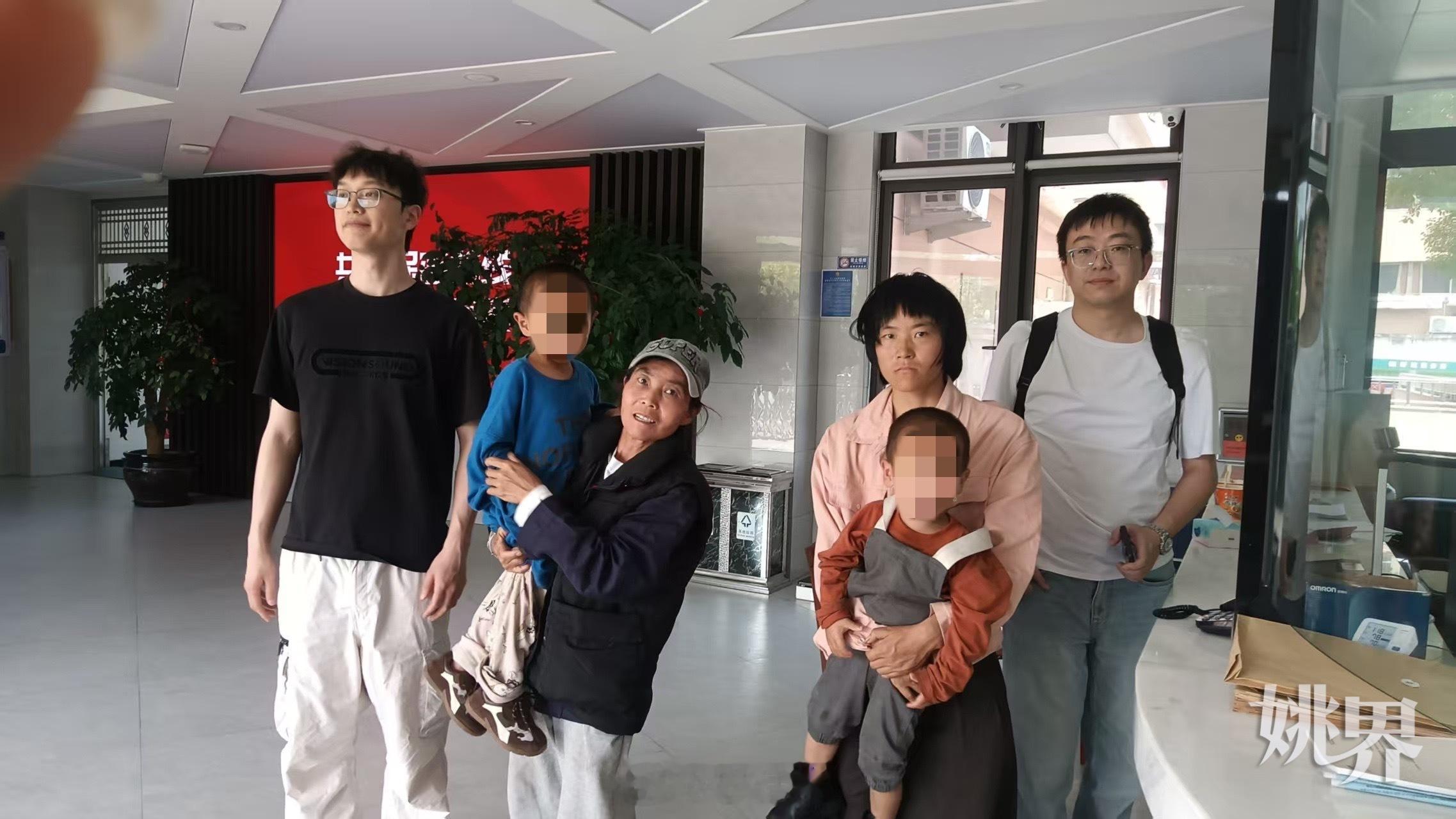 余姚救助站伸出援手助力流浪母子顺利返乡 近日，余姚市救助管理站成功助力流浪母子三