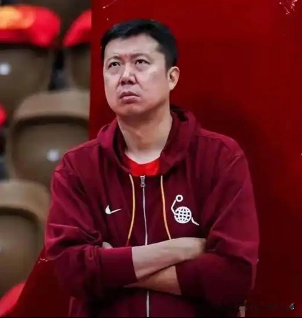大致发表对于CBA外援的看法
可以说也是一种批判，他称之为外援依赖症
这也是中国