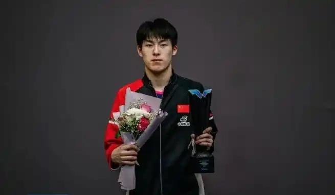 陈垣宇、温瑞博，国乒男单绝对主力拼图!
WTT重庆冠军赛，在男单1/16决赛中，