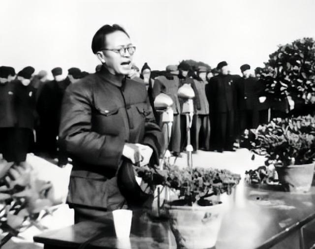 1952年春，时任湖南省委书记的黄克诚，接到了中南局代理书记邓子恢的电话，得到了