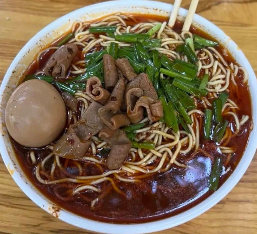 周休日，别忘，吃早餐。[哈哈][哈哈]早餐[超话]  ​​​