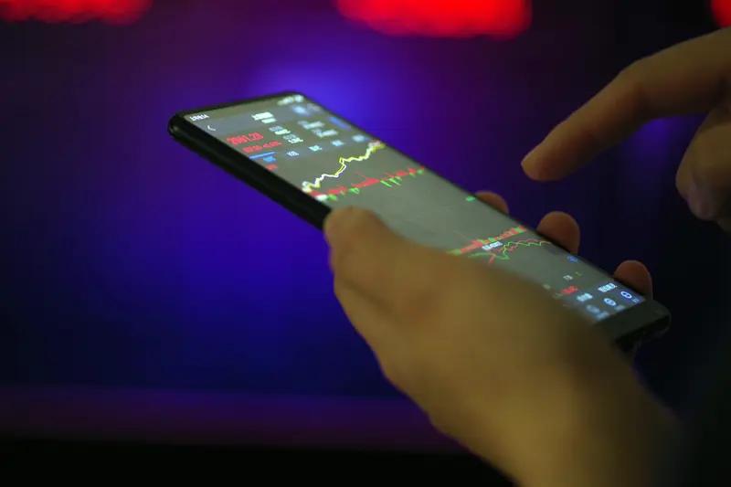 “卖飞”后又追高买入，1.6万的利润如何被“掏空”到1千？

朋友7.5元买入6