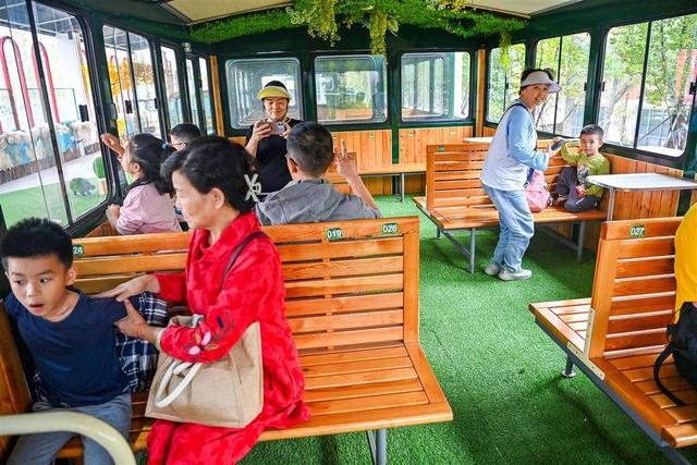 火车|武昌生态文化长廊青山火车乐园迎宾客