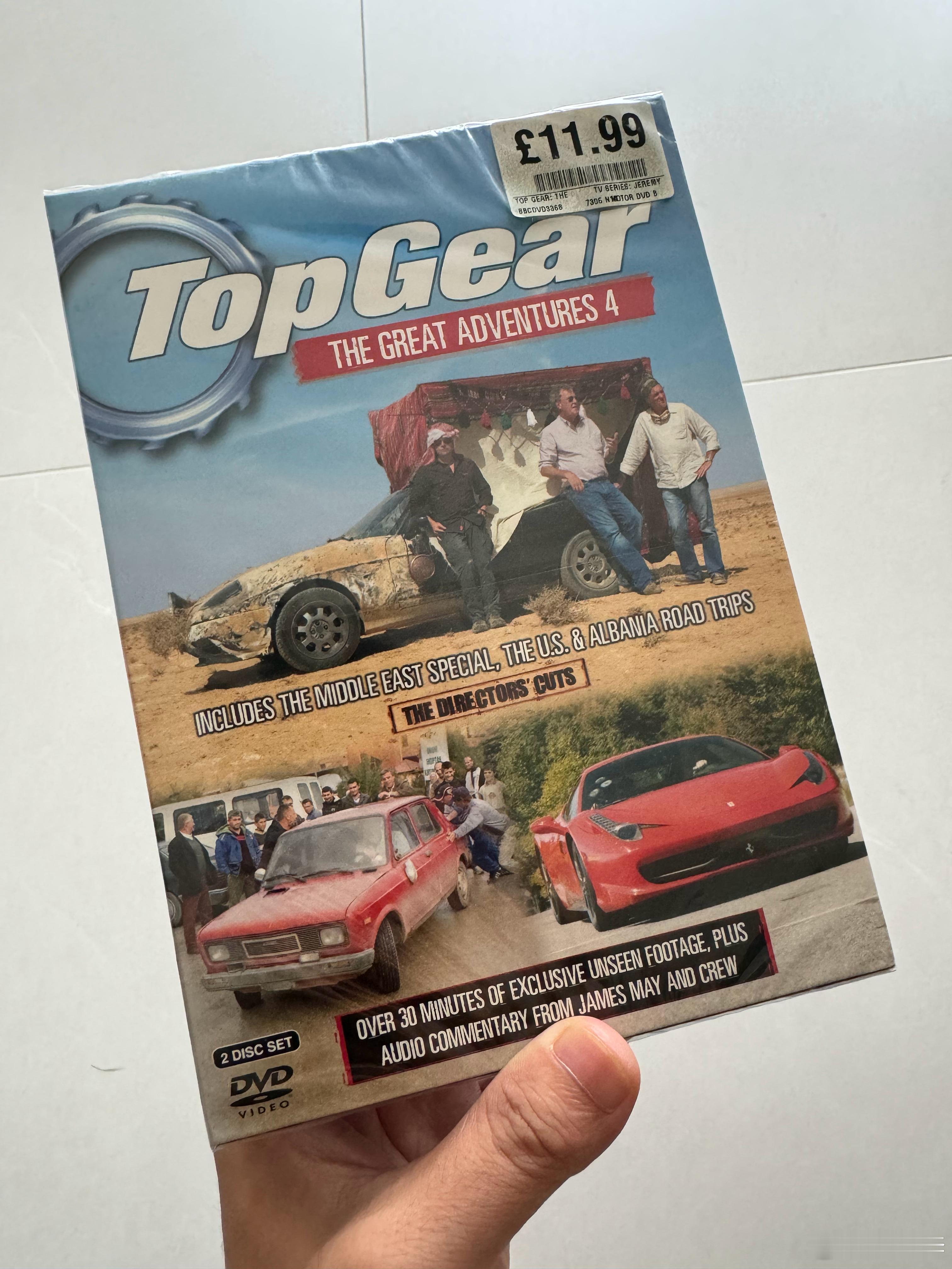 昨天去好兄弟好兄弟家做客屁股还没坐热乎呢，他反手给了我一套TopGear原版CD