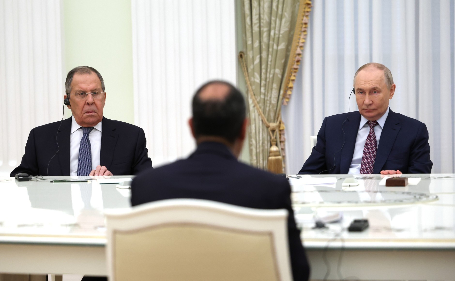 瓦洛佳小朋友  与埃及外长巴德尔·阿卜杜拉提会晤弗拉基米尔·普京在克里姆林宫会见