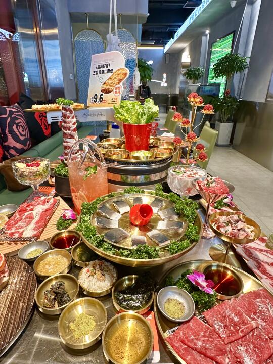 滨江道新开的！！好吃到说不出来话…