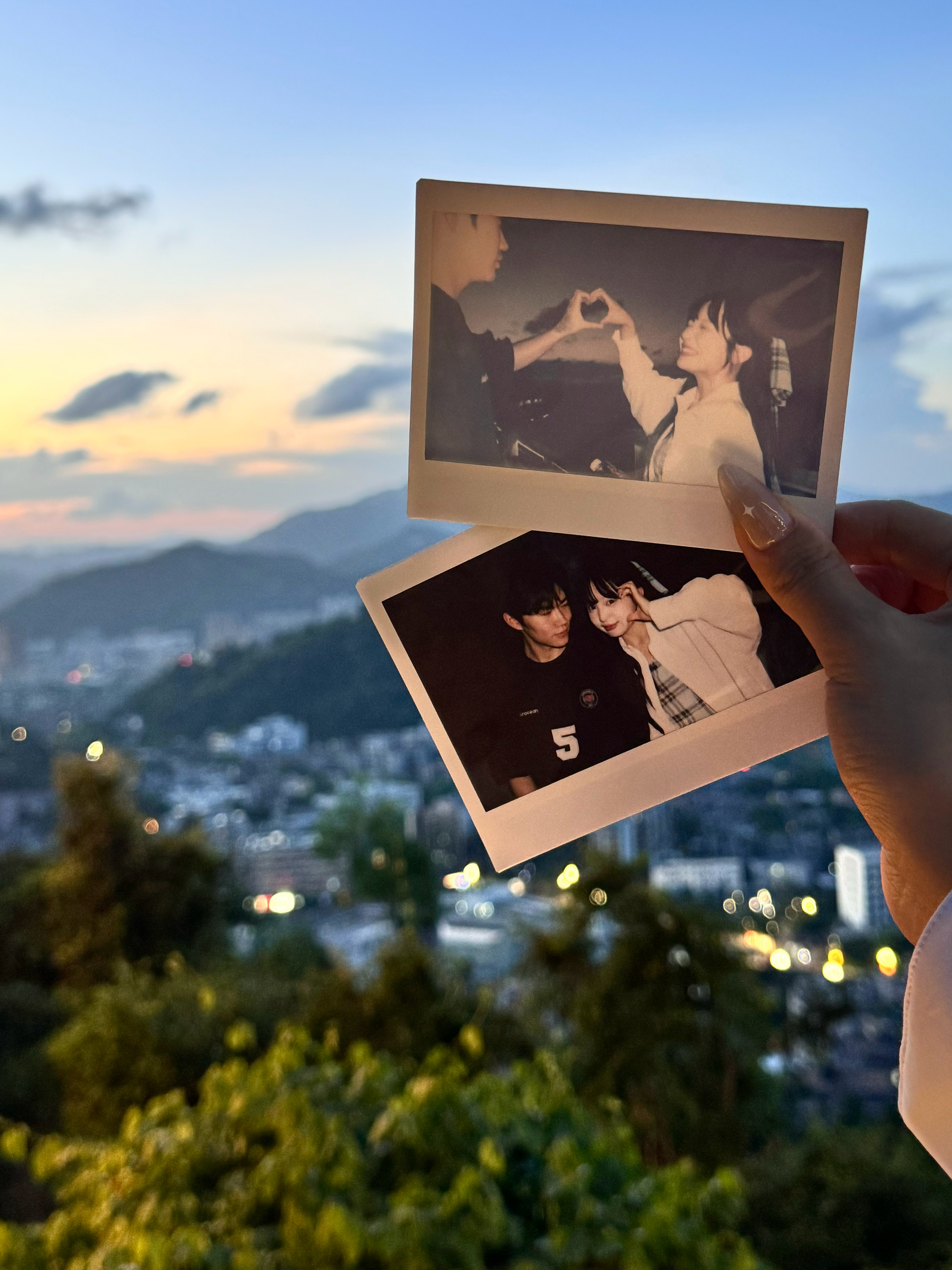 哇塞！！！！！！我想说宽幅横着拍真的很好看特别是外景 ​​​