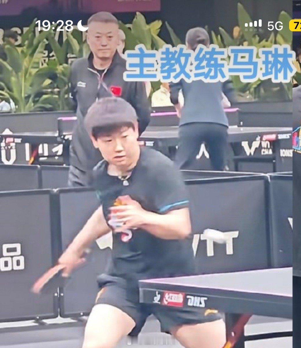 牢狱丝拿p1这张图诉说我女皇真的不要太搞笑。厨子和牢狱快成连体婴的时候你们表面上