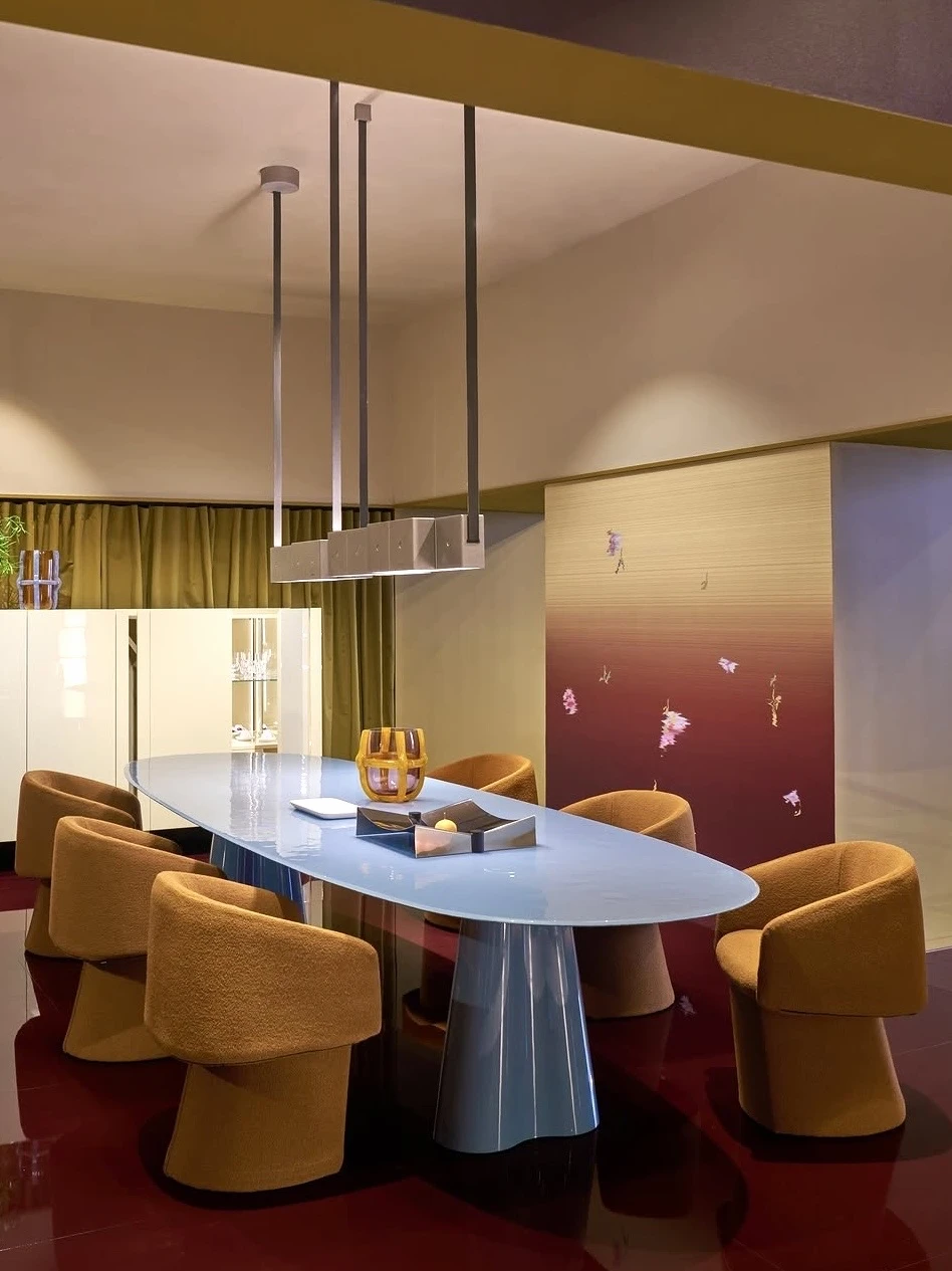 Cassina | 柔和色彩塑造当代高级感餐厅