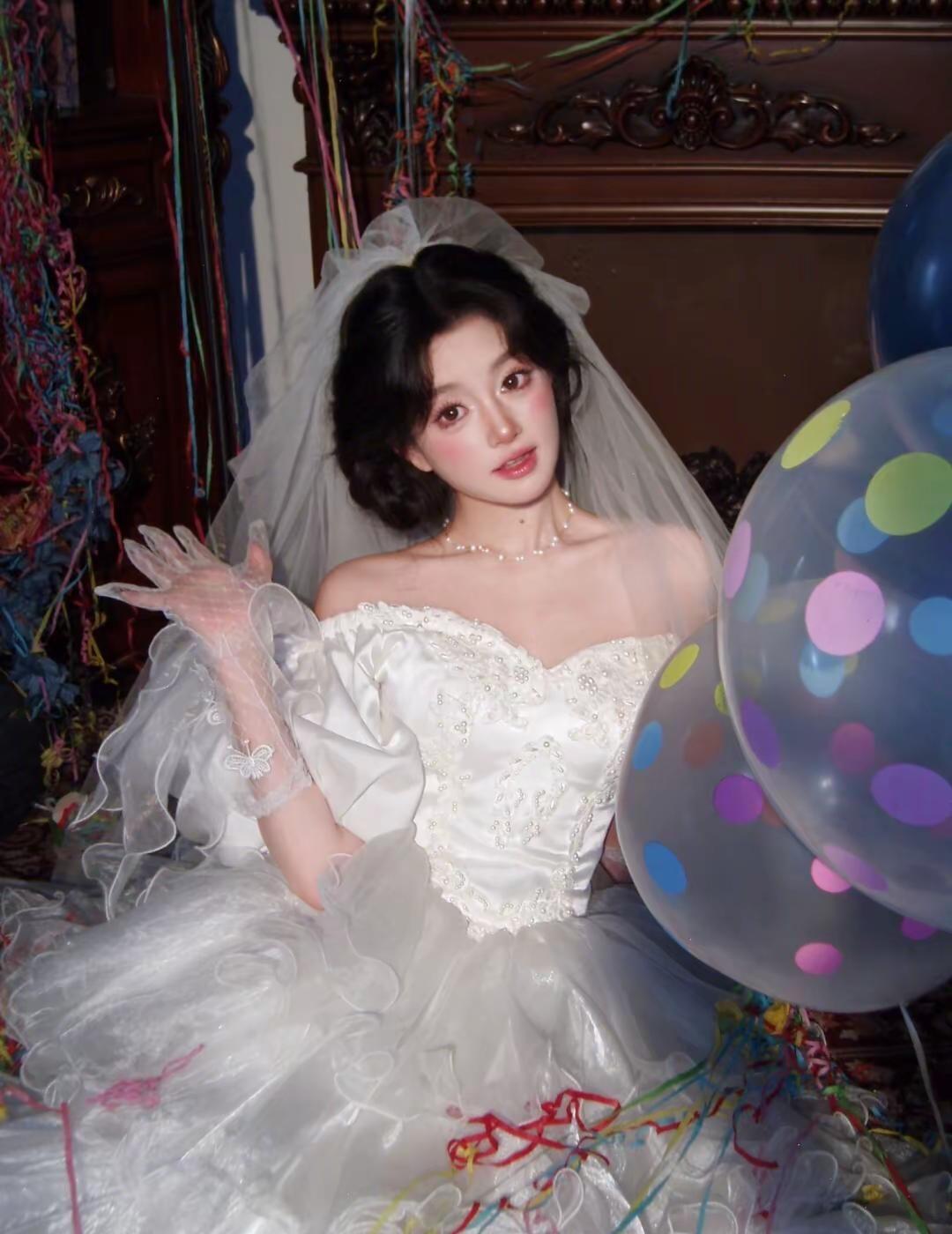 终于在生日这天圆梦白色婚纱😻美到爆炸！ 在西安拍上了心心念念的生日写真🎂圆梦
